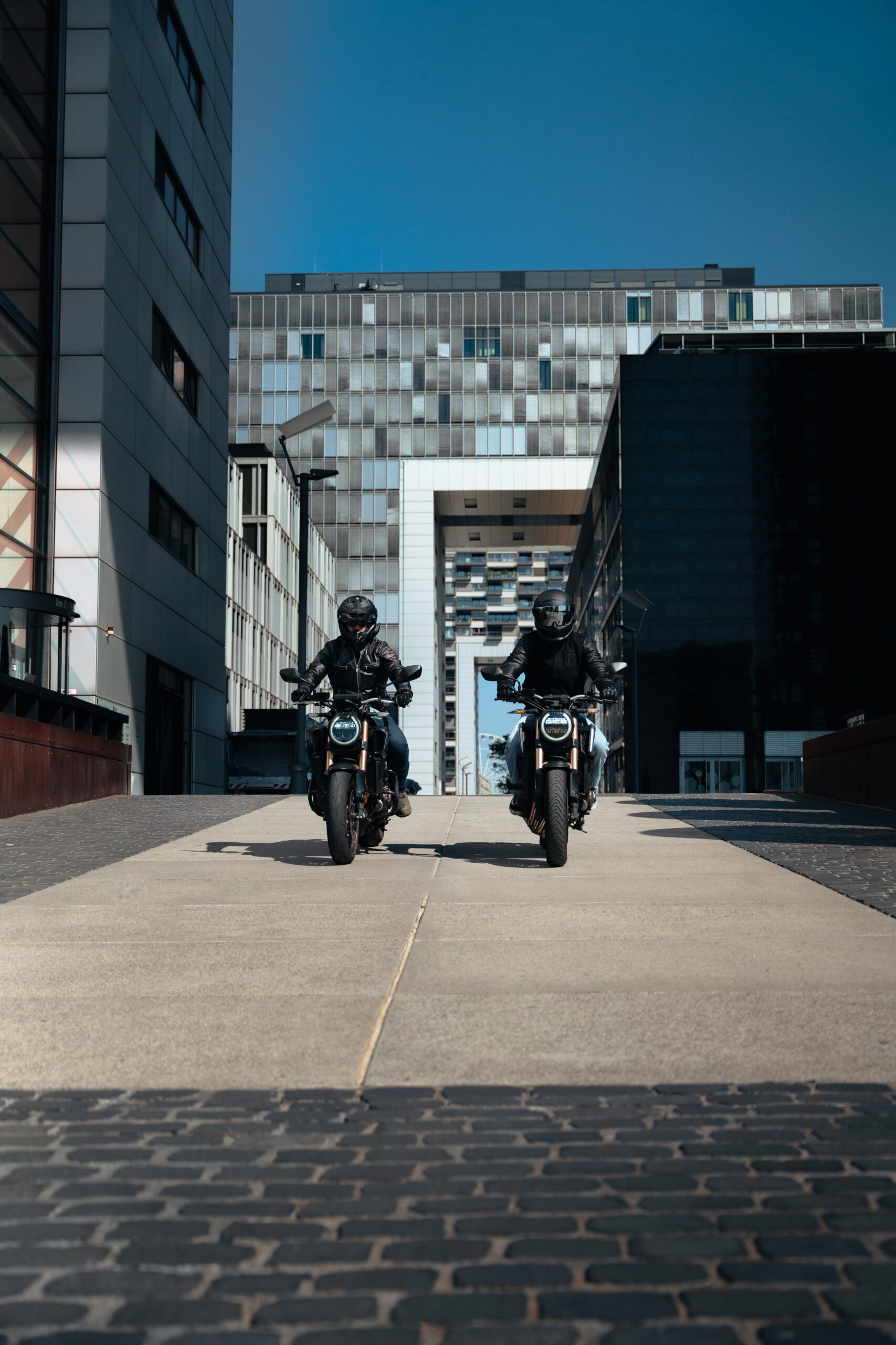 Motorrad Führerschein Köln - Fahrschule Kuveo